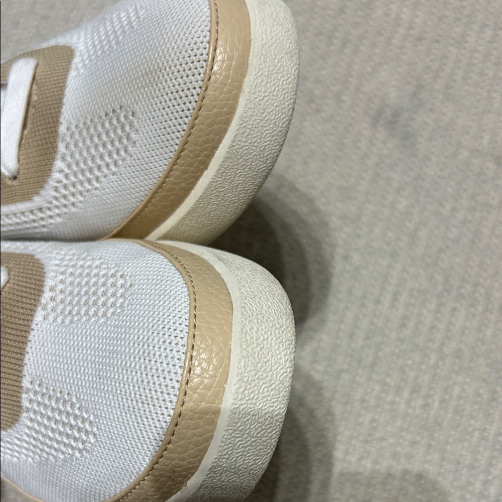 Vionic White and Tan Knit Lace-Up Sneakers - Picture 8 of 11